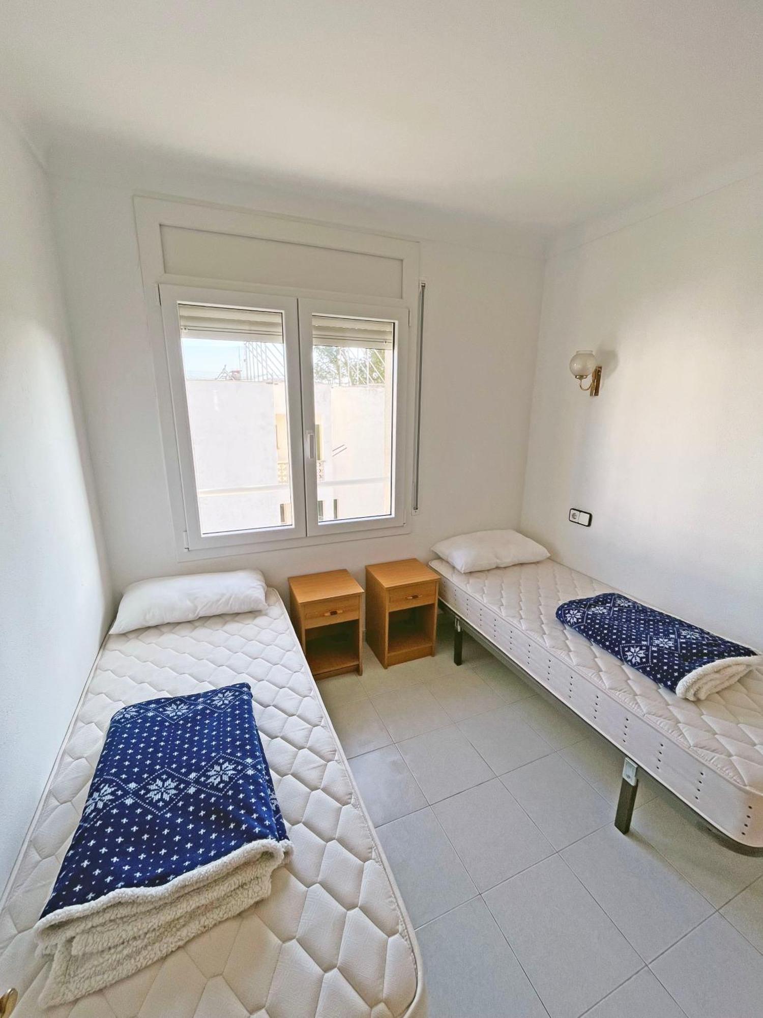 Apartamento De 3 Habitaciones En El Centro L' Escala Buitenkant foto